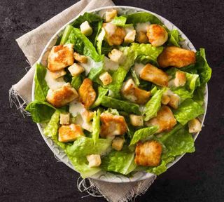 Insalata di pollo croccante