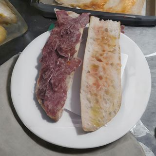 Bocadillo Fuet