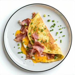 Omletă cu şuncă şi cașcaval