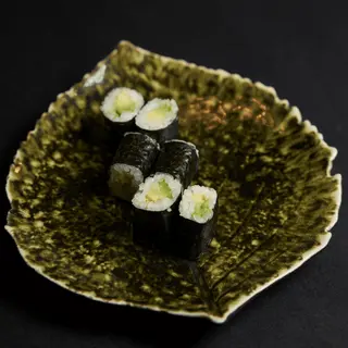 Hosomaki aguacate