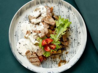 Свинна вирізка з овочами (280g)
