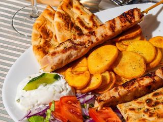 Souvlaki pui mare (560g)