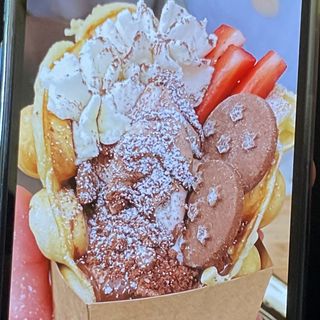 Bubble waffle pan di stelle con gelato