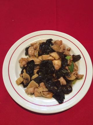 836 Galinha com Algas Chinesas