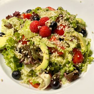 Salată cu quinoa și avocado - de post - 320g