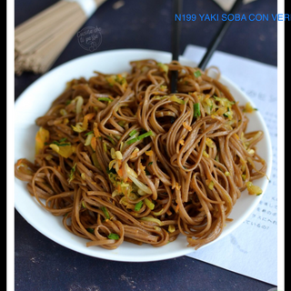 Yaki soba con verdure