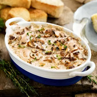 Куриная грудка с шампиньонами