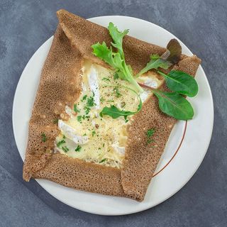 Galette Fromages, Accompagné de son Coleslaw Maison