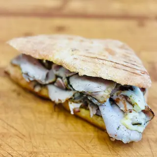 Panino Porchetta + Bibita