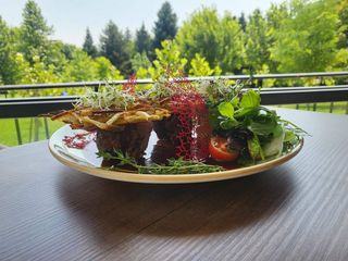 Свинско с гъби и сметанов сос и рагу от ризото