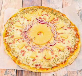 Pizza Tropical Deluxe (30 Cm.)