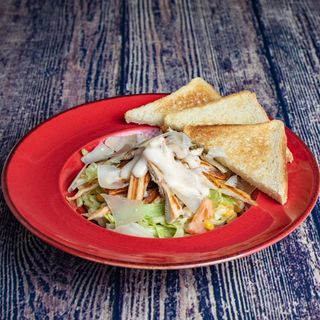 Salata cu piept de pui si avocado