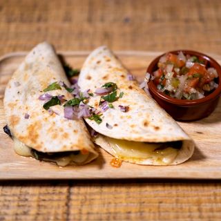 QUESADILLAS 2UD