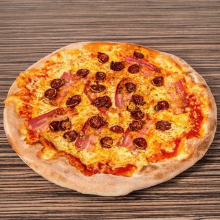 Pizza Contadina mala