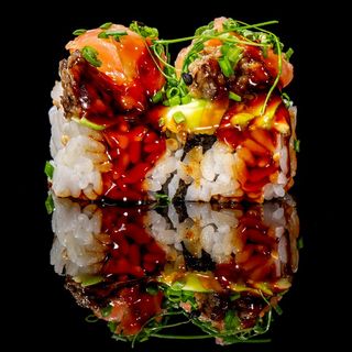 U18. Uramaki salmon smoking truffle 8 pezzi