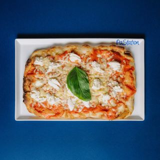 Componi la tua Pinsa base rossa