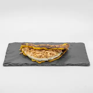 Cachapa con Queso & Pernil (Cerdo)