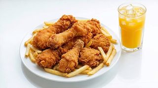 Piezas De Pollo Fritos Con Patatas (9 uds.)