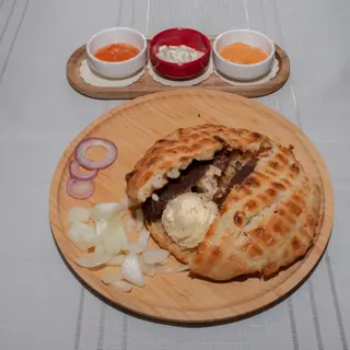 Punjena pljeskavica