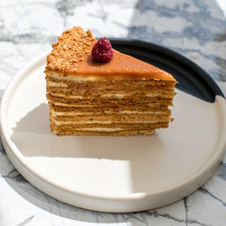 Honey cake