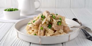 Паста с куриной грудкой в Су-виде