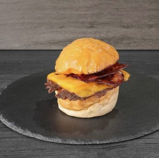 Hamburguesa cheese and bacon