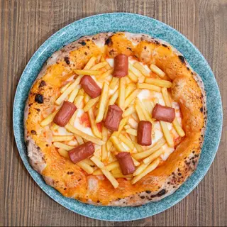 Pizza Würstel E Patatine (30 x 30 Cm.)