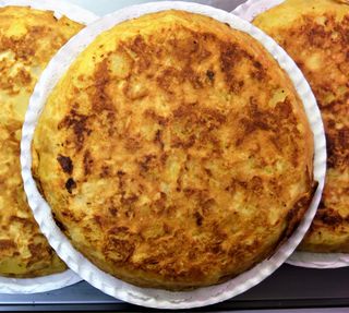 Tortilla De Patatas Y Cebolla