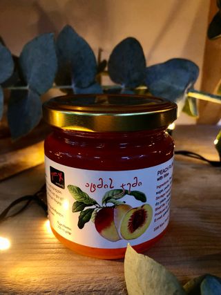 ატმის ჯემი ღვინით 250 გრ