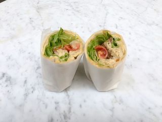 Hummus wrap