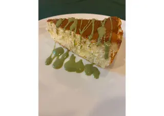 CHEESECAKE CON TOPPING DE PISTACHIO