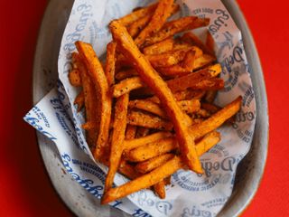 SWEET POTATO FRIES / БАТАТ ФРІ (140g)