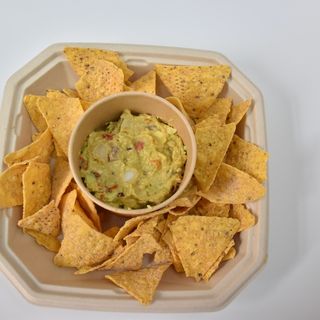 Guacamole casero con Nachos