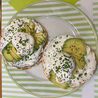 Pancakes Philadelphia® & Avocado