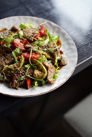 Гриль-салат з індичкою теріякі (240г)