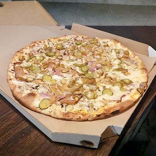 Pizza Korniszon 25cm