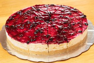 Шоколадов тарт с малини (150г)