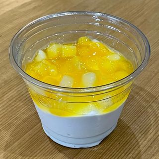 Цедено кисело мляко с овесени ядки и сладко от манго 190гр.