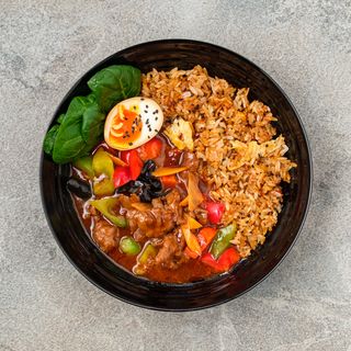 22. Junetina szechuan s rižom ljuto