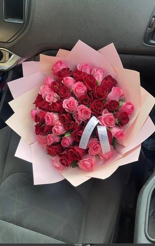 IFES BOUQUET