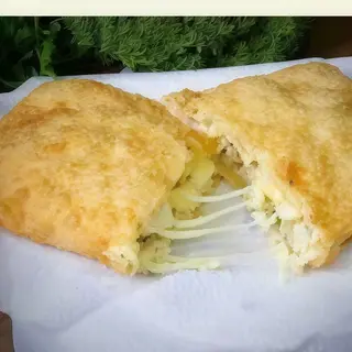 Pastel de feira brasileiro