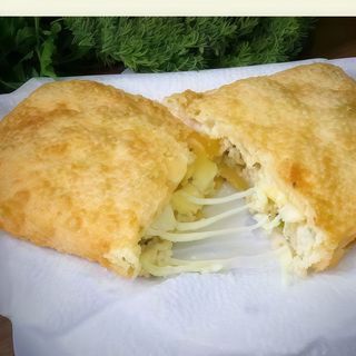 Pastel de feira brasileiro