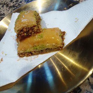 Baklawa aux Amandes