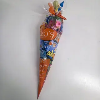 Conos de chuches Igo's, con juguete