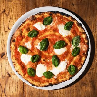 Margherita con bufala