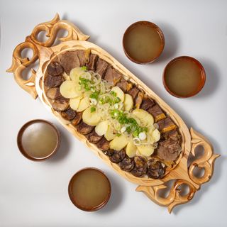 Бешбармак на 4 персон 