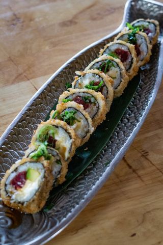 Roll Futomaki De Tuna Avocado (10 Pzs.)