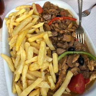 Picado Mediano de Frango + 1 Garrafa de vinho Monte Velho 750ml