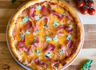 Pizza Prosciutto Crudo Gorgonzola Special XXL