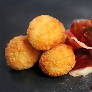 Croquetas Caseras De Jamón Ibérico